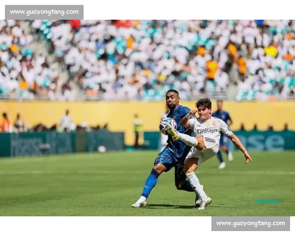 皇马世俱杯 25 年首败 10 连胜纪录戛然而止 皇马世俱杯 25 年首败 10 连胜纪录戛然而止